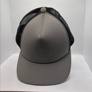 Vuori Gray and Black Mesh Cap Hat Man Classic Fit Adjustable